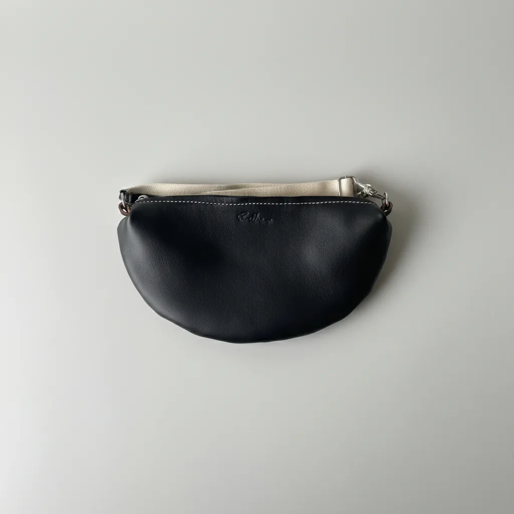 Halfmoon leather crossbody / sling bag - Black